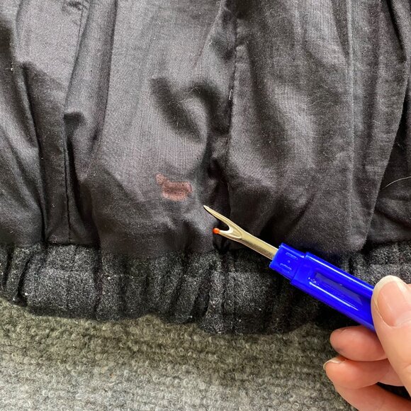 Gap Vest Womens XS Gray Puffer Down-Filled Wool-Blend Full Zip with Snap Preppy - Picture 13 of 13